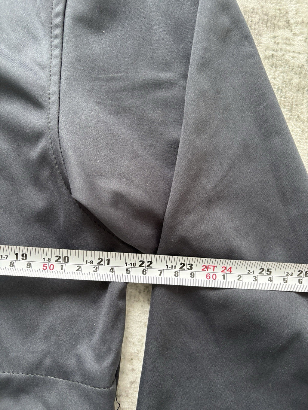 new balance windbreaker jacket large