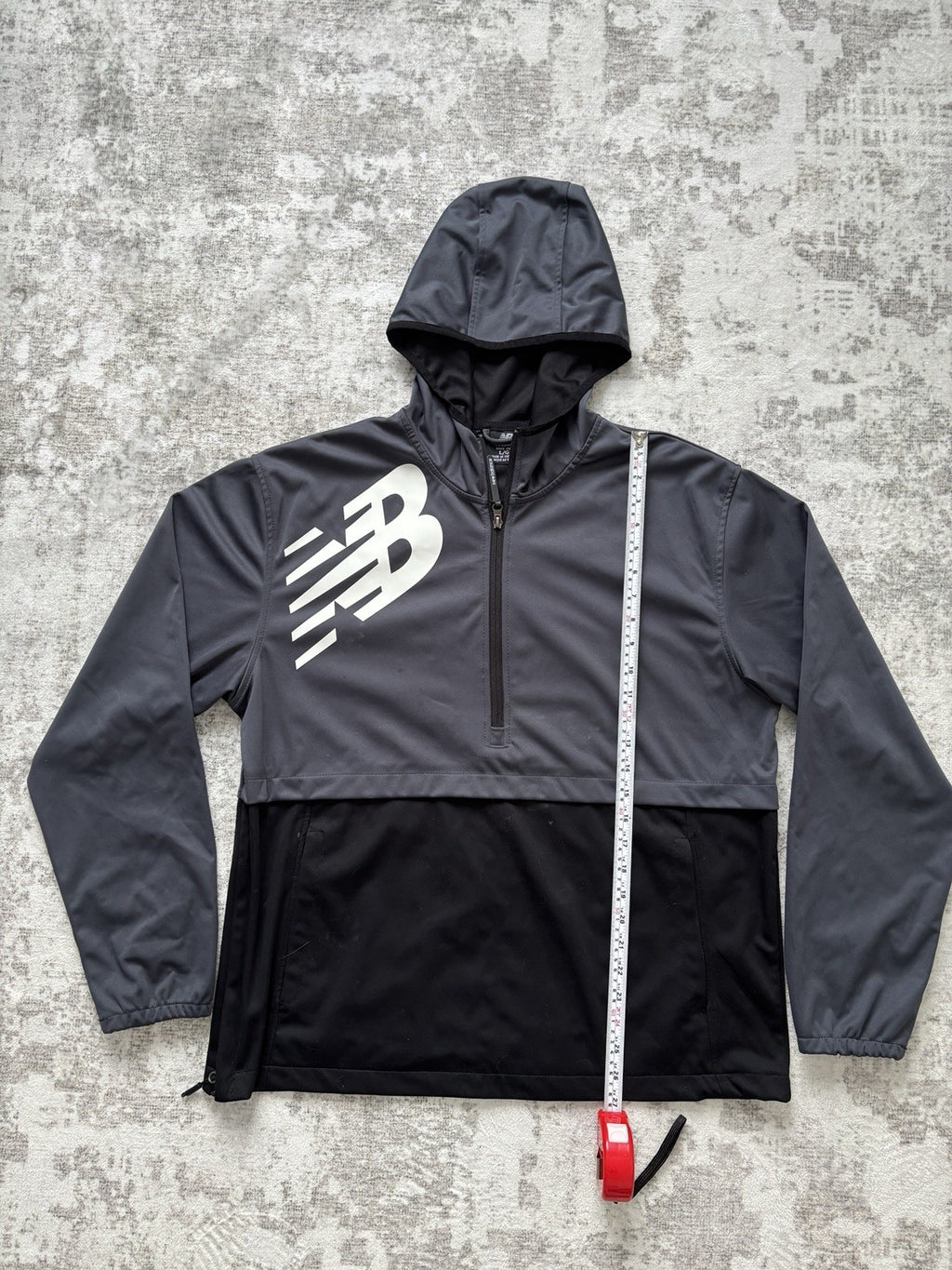 new balance windbreaker jacket large