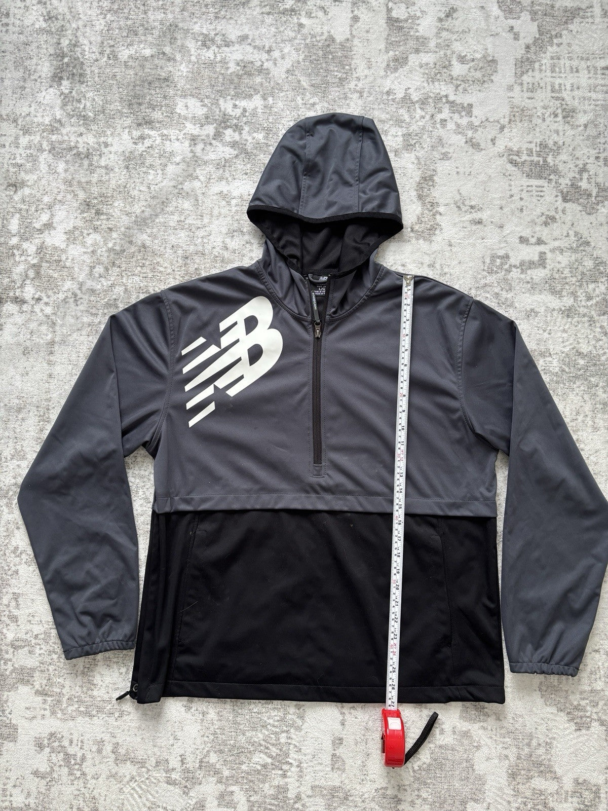 new balance windbreaker jacket large