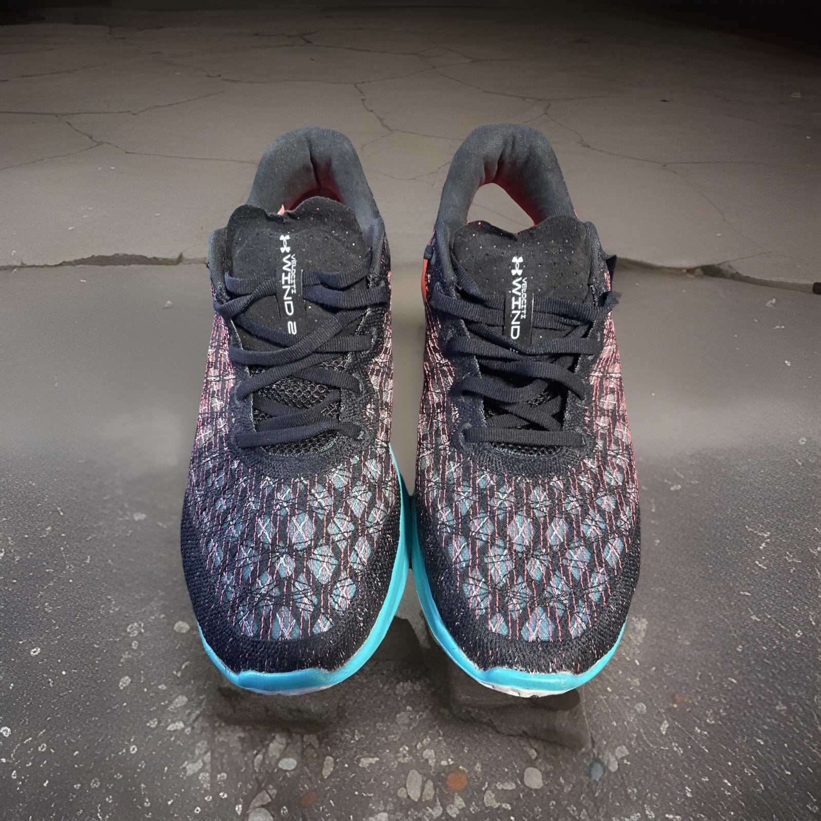 Under Armour FLOW Velociti Wind 2 Size 10 US MEN