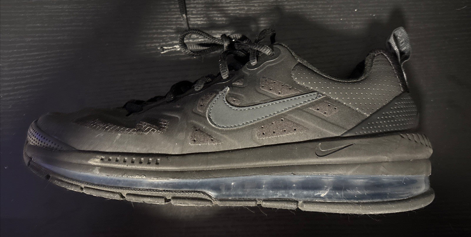 Size Men 9.5 US - Nike Air Max Genome Black